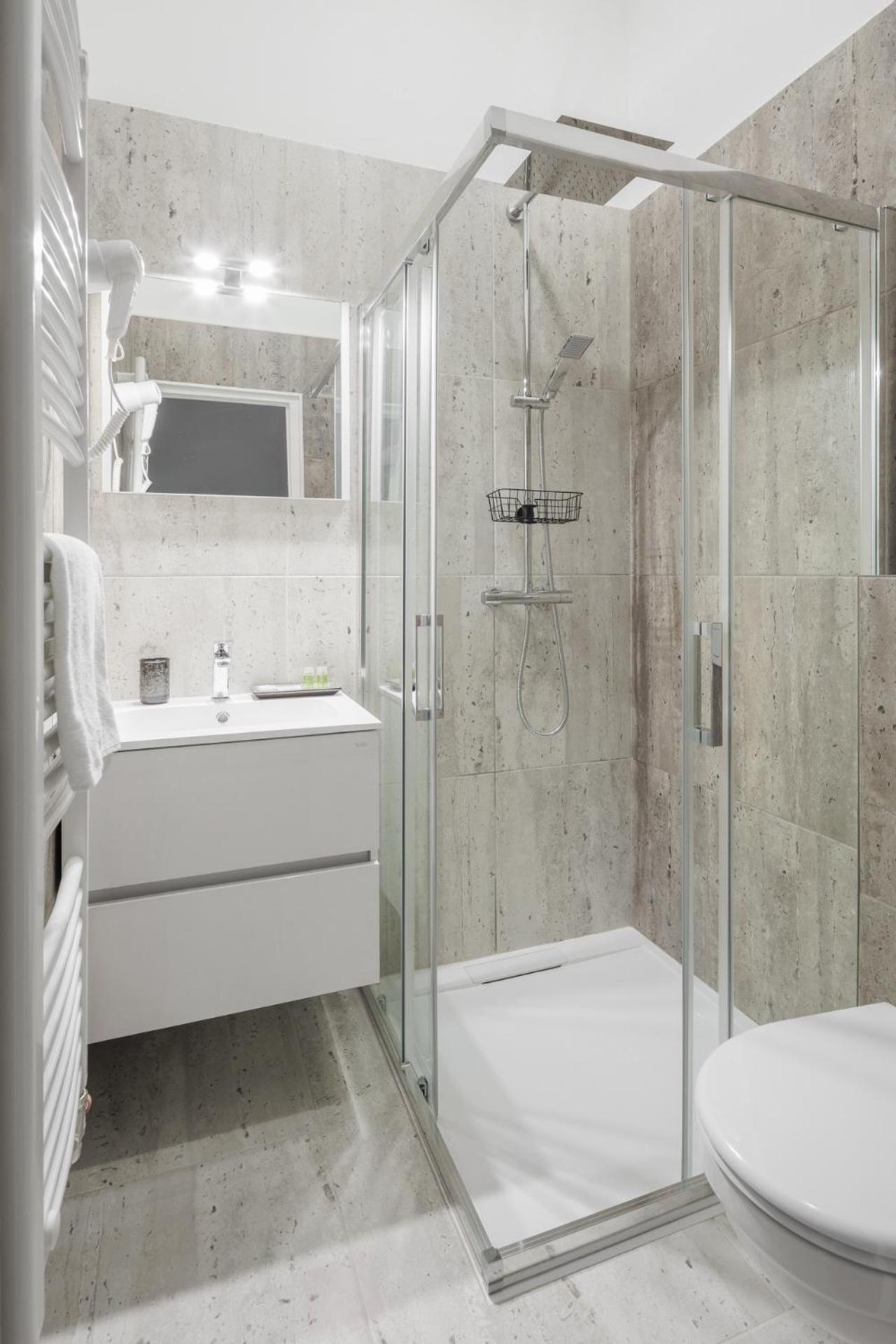 100 Eves Fogado Bed & Breakfast Szatymaz ภายนอก รูปภาพ